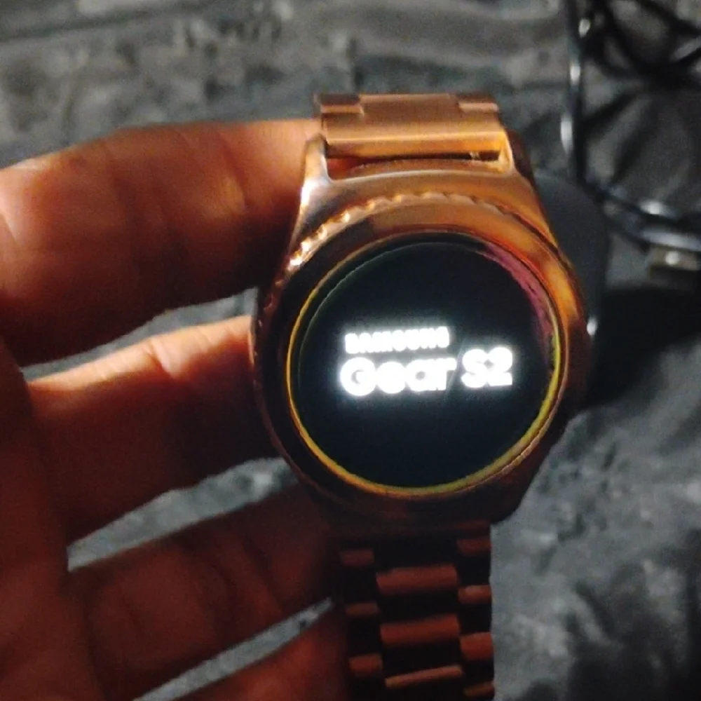 Samsung Gear S2 Smartwatch Rose Gold Bluetooth Fitness Tracker